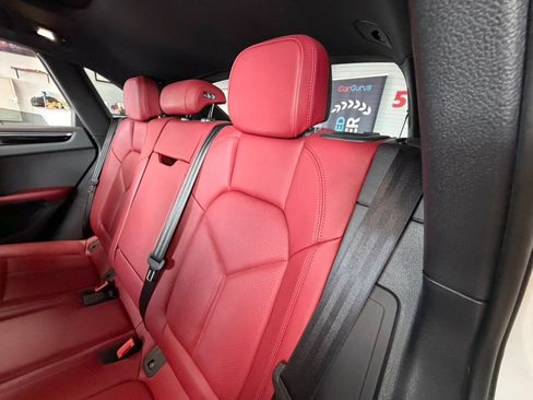 Used 2024 Porsche Macan Turbo AWD/4WD image 26