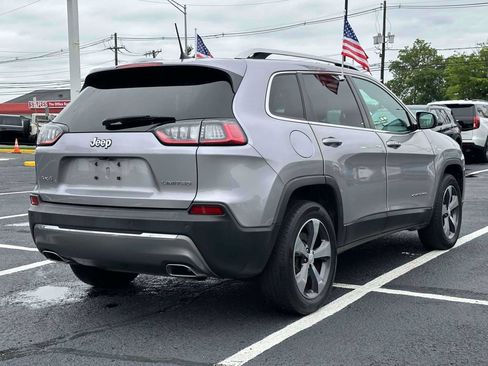 Used 2019 Jeep Cherokee Limited AWD/4WD image 5