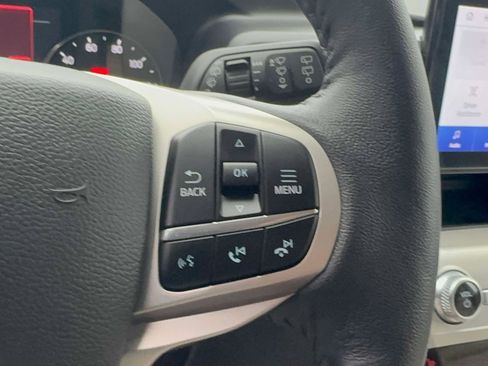 Used 2022 Ford Explorer XLT w/ Equipment Group 202A image 15