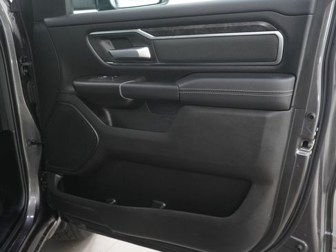 Used 2024 RAM 1500 Big Horn AWD/4WD image 9