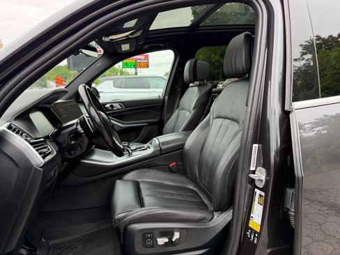 Used 2019 BMW X5 xDrive50i w/ Off-Road Package AWD/4WD image 9