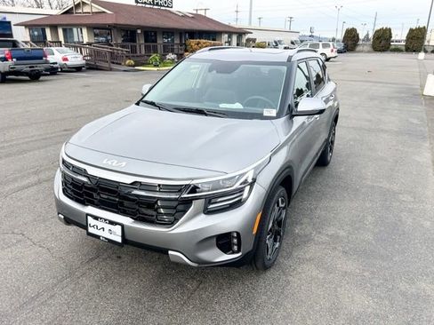 New 2026 Kia Seltos SX w/ SX Sunroof Package image 4