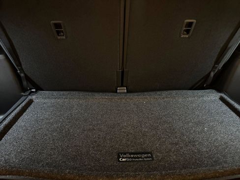 New 2026 Volkswagen Tiguan SE R-Line image 14