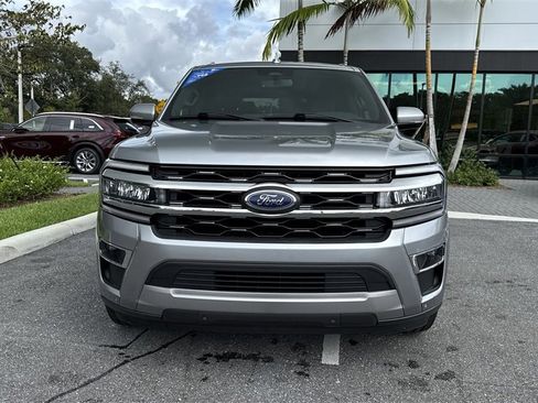 Used 2023 Ford Expedition Limited image 30