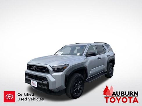 Certified 2025 Toyota 4Runner SR5 AWD/4WD image 4