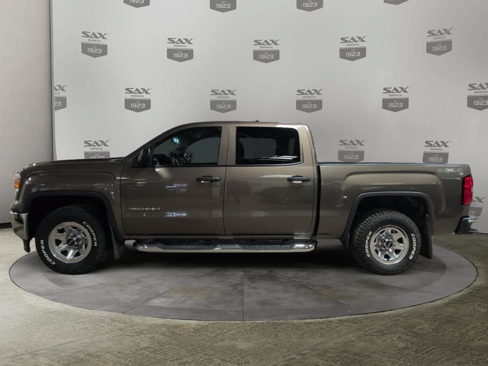 Used 2014 GMC Sierra 1500 4x4 Crew Cab image 2