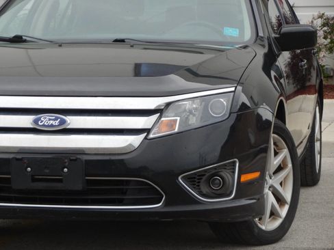 Used 2011 Ford Fusion SEL FWD image 4