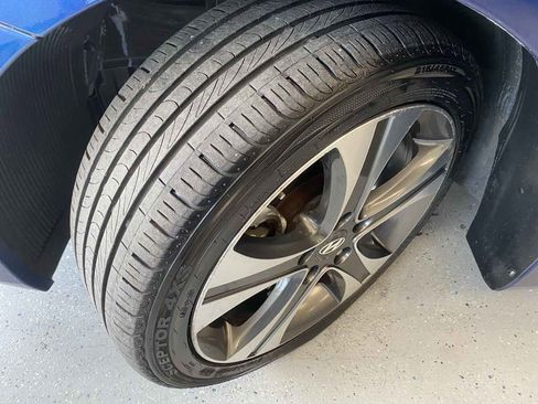 Used 2013 Hyundai Elantra SE image 27