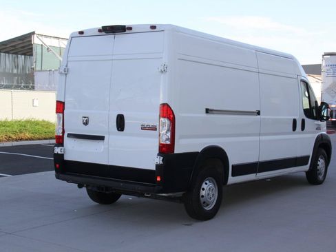 Used 2022 RAM ProMaster 2500 FWD image 5
