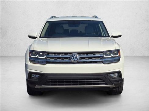 Used 2018 Volkswagen Atlas SE image 2