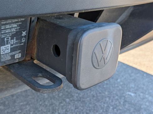 Used 2022 Volkswagen Atlas Cross Sport SE image 33