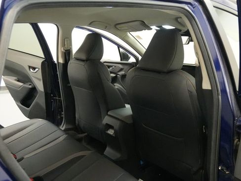 Used 2024 Subaru Crosstrek 2.5i Limited w/ Crosstrek Mirror Package image 26