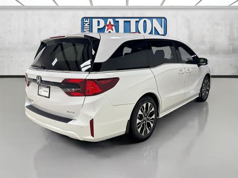New 2026 Honda Odyssey Elite image 7