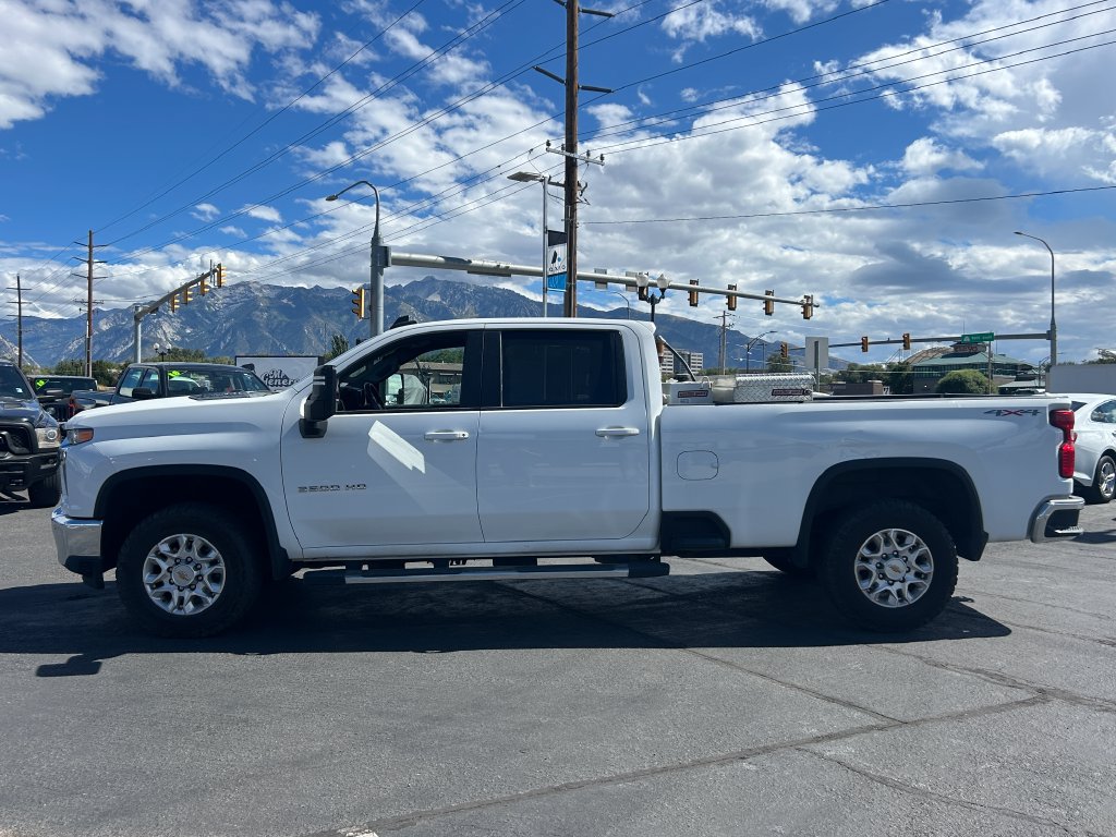 Used 2022 Chevrolet Silverado 3500 LT w/ All Star Edition AWD/4WD image 7