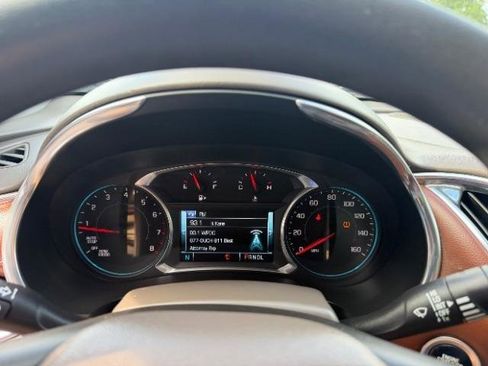 Used 2016 Chevrolet Malibu LT w/ Leather Package FWD image 18