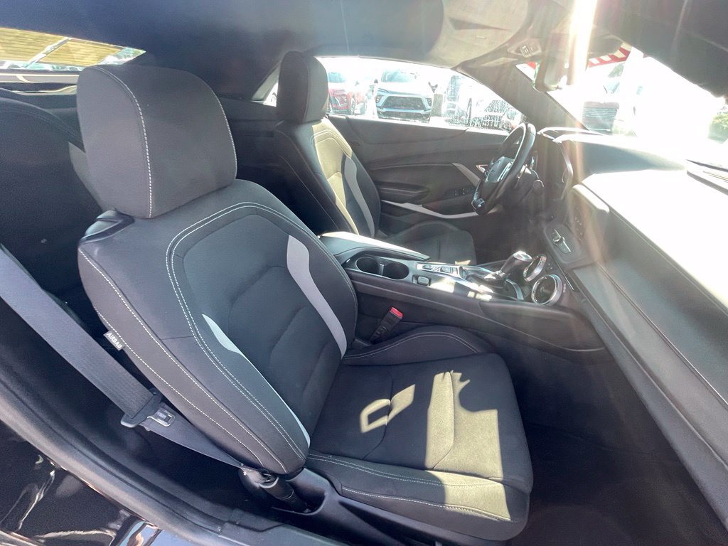 Used 2023 Chevrolet Camaro LT RWD image 26