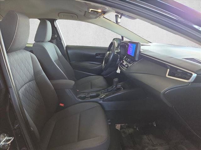 Used 2025 Toyota Corolla LE FWD image 19