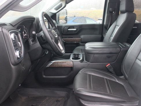Used 2023 GMC Sierra 3500 Denali image 13