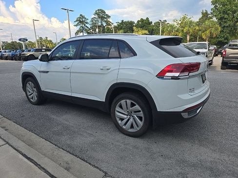 Used 2021 Volkswagen Atlas Cross Sport SE FWD image 7