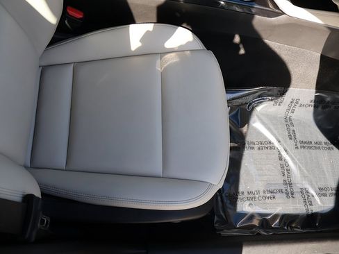 Used 2021 Cadillac CT4 Luxury w/ Sun And Sound Package image 32