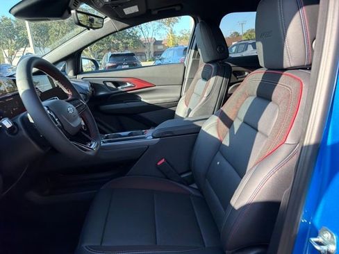 New 2026 Chevrolet Equinox EV RS image 18