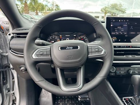 New 2026 Jeep Compass Latitude AWD/4WD image 27