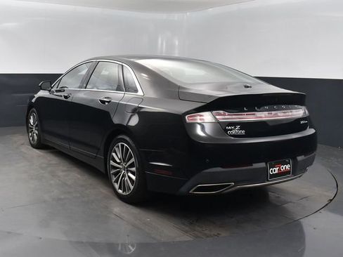 Used 2018 Lincoln MKZ Select w/ Select Plus Package AWD/4WD image 3