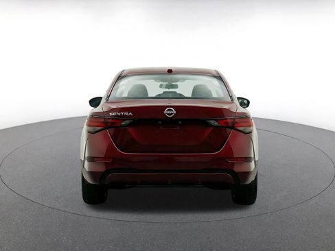 Used 2025 Nissan Sentra SV FWD image 8