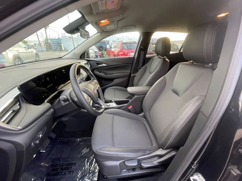 Used 2025 Buick Encore GX Preferred image 27
