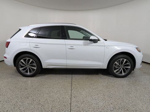 Certified 2023 Audi Q5 2.0T Premium Plus w/ Premium Plus Package AWD/4WD image 8