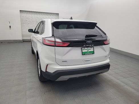 Used 2024 Ford Edge SEL image 6