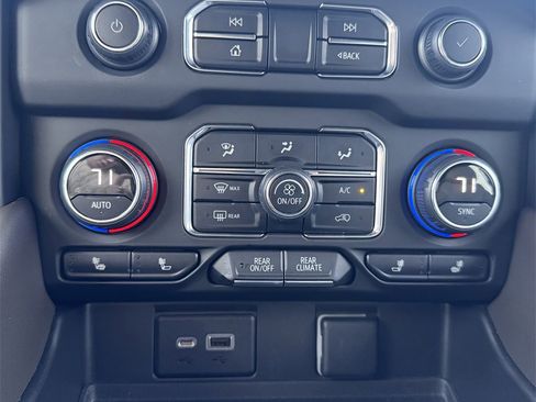 Certified 2023 Chevrolet Tahoe Z71 image 23