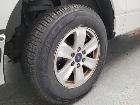 Used 2014 Ford F150 XLT w/ Equipment Group 301A Mid RWD image 31