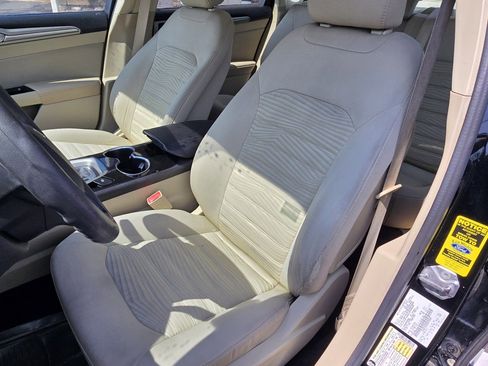 Used 2016 Ford Fusion SE image 20