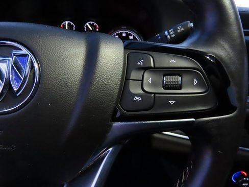 Used 2022 Buick Enclave Essence w/ Experience Buick Package image 31