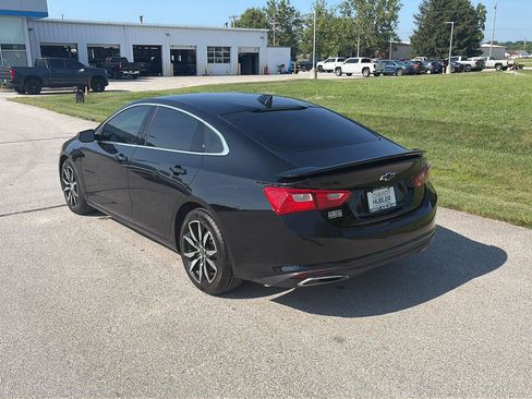 Used 2023 Chevrolet Malibu RS FWD image 3