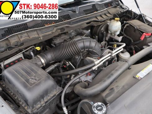 Used 2011 RAM 1500 Laramie AWD/4WD image 25