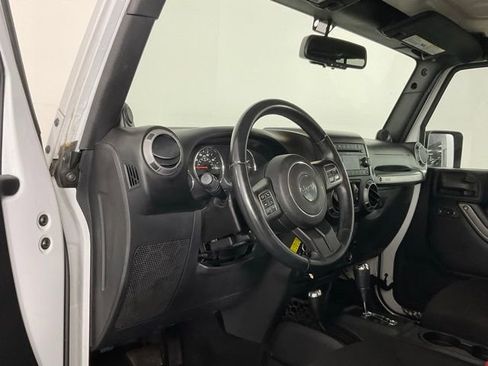 Used 2014 Jeep Wrangler Unlimited Sport w/ Quick Order Package 24S AWD/4WD image 12