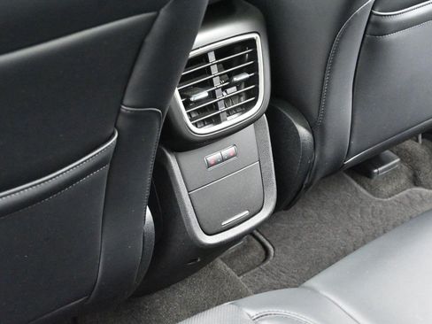 Used 2020 Lincoln Nautilus Reserve AWD/4WD image 34