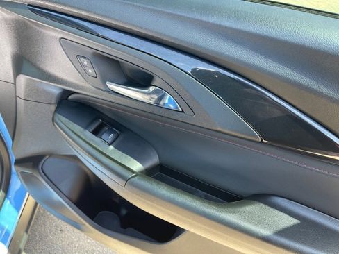 Used 2023 Chevrolet TrailBlazer RS w/ Sun and Liftgate Package FWD image 21