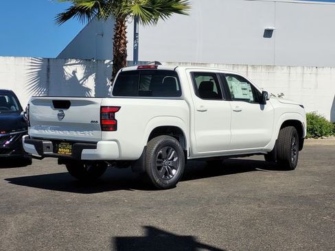 New 2026 Nissan Frontier SV image 5
