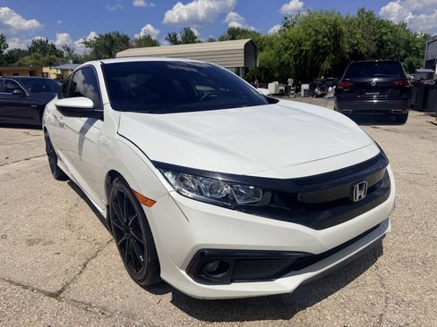 Used 2019 Honda Civic Sport image 4