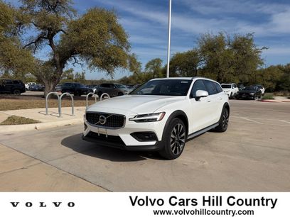 New 2026 Volvo V60 B5 Cross Country Ultra w/ Protection Package Premier