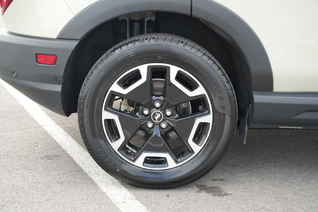 Used 2024 Ford Bronco Sport Outer Banks AWD/4WD image 46
