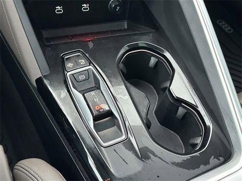 Certified 2025 Audi Q5 Premium Plus w/ Premium Plus image 32