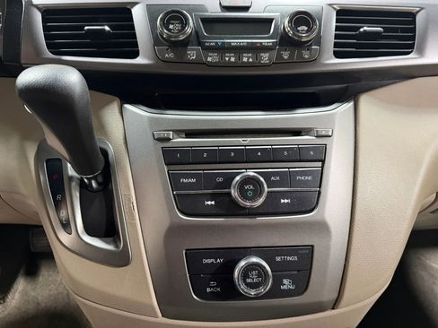 Used 2014 Honda Odyssey LX image 36