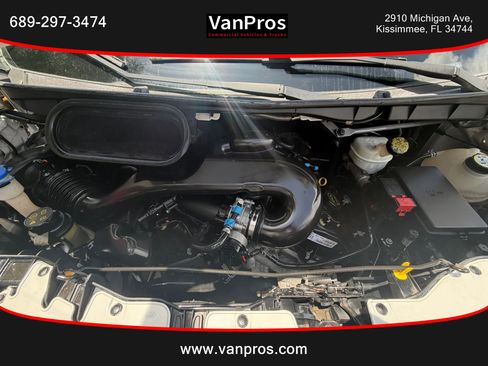 Used 2015 Ford Transit 250 130 Medium Roof RWD image 15
