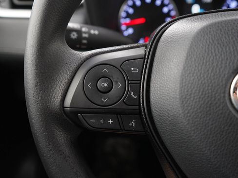 Used 2020 Toyota RAV4 LE w/ All Weather Liner Package AWD/4WD image 19