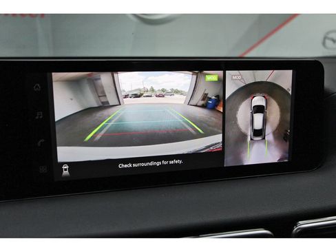 New 2026 Nissan Sentra SR w/ SR Premium Package FWD image 22