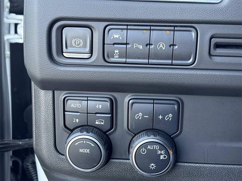 Used 2023 Chevrolet Tahoe LT image 28